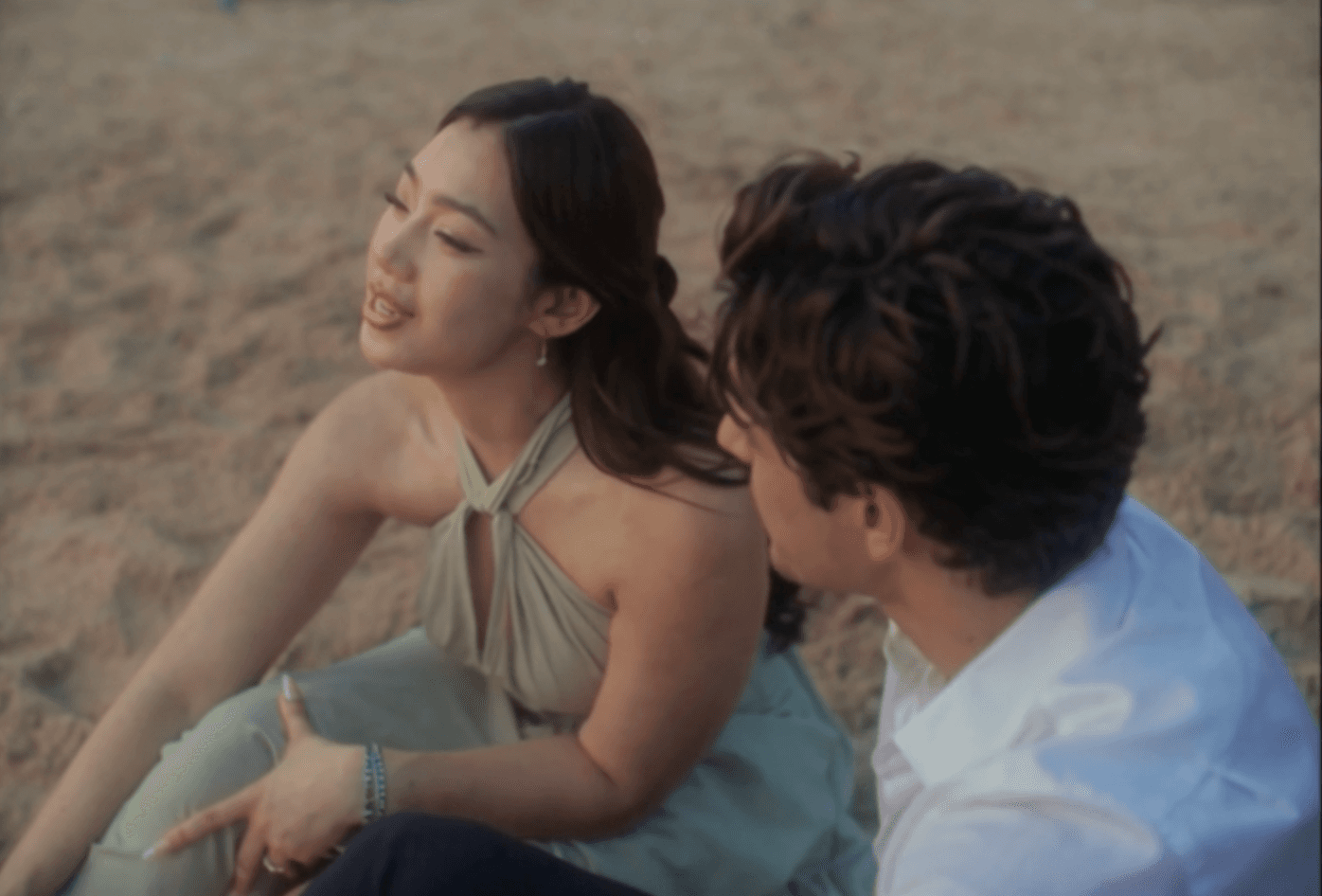 Two people in a directed Raindance AI scene